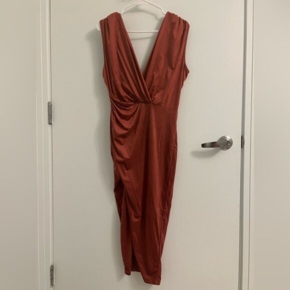 Brand new Fashionova cocktail dress, size medium with a split skirt - Picture 1 of 3